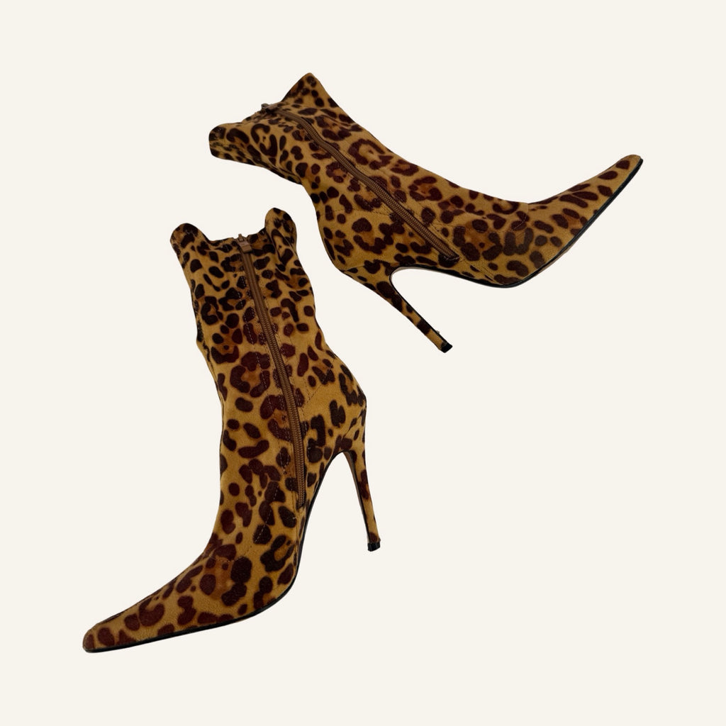 Leo Stiefeletten mit Stiletto-Absatz | Pointed Toe in 37