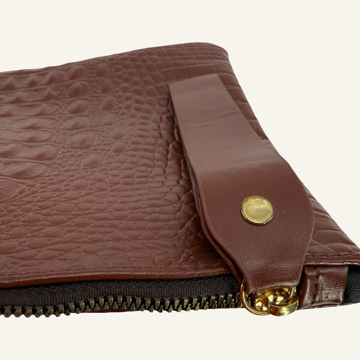 Chocolate Croc Clutch – Brown | lala Second Hand