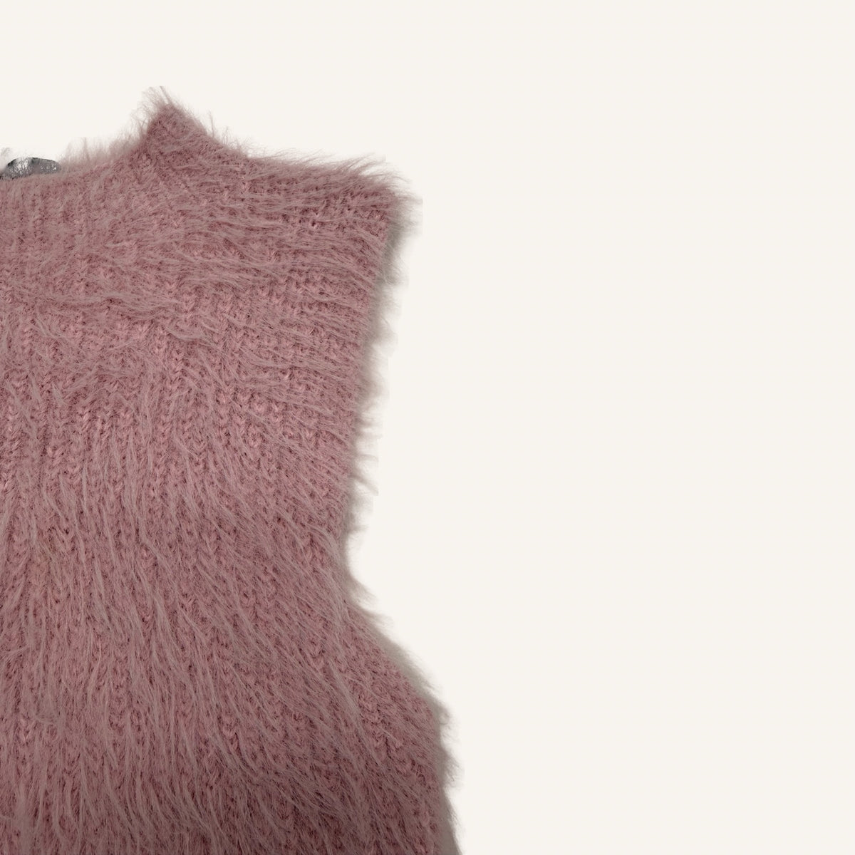 ZARA Fluffy Knit Vest – Dusty Rose | Flauschiger Strickpullunder